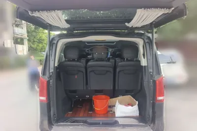 Mercedes-Benz V-Class