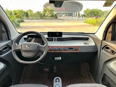Wuling MINIEV