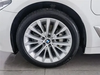 BMW 5 Series New Energy