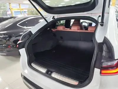 Nio EC6