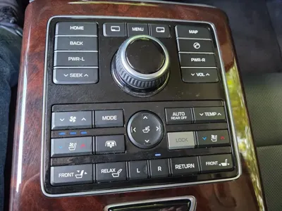 Hyundai Equus