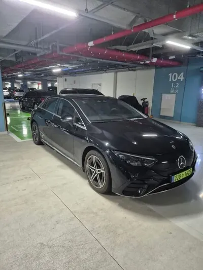 Mercedes-Benz EQE