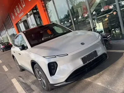 Nio EC6