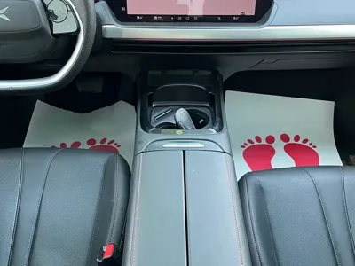 Xpeng P7