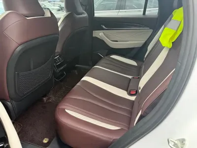 Geely Xingyue L