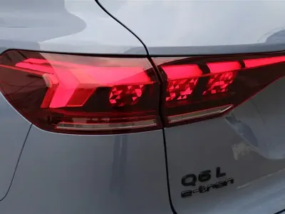 Audi 奥迪Q6L e-tron