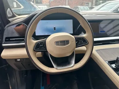 Geely Xingyue L