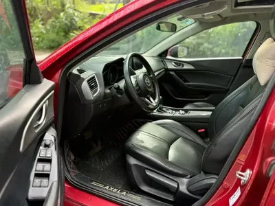 Mazda 3 Axela