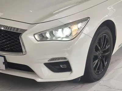 Infiniti Q50L