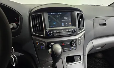 Hyundai Starex