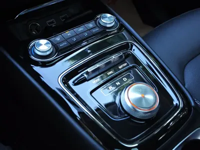 Roewe ei5