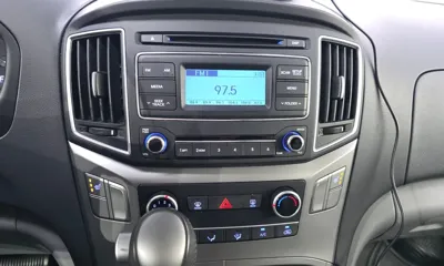 Hyundai Starex
