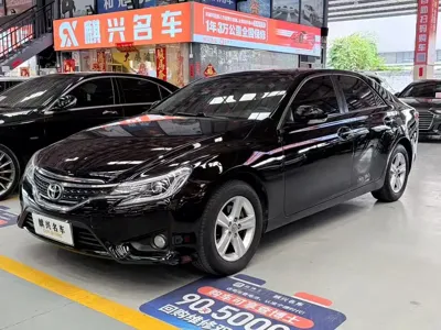 Toyota Reiz