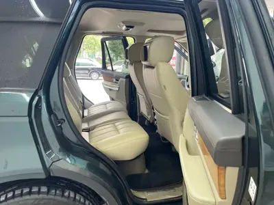 Land Rover Sport