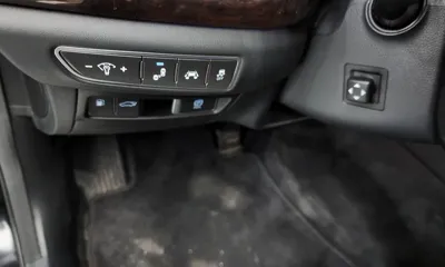 Genesis EQ900