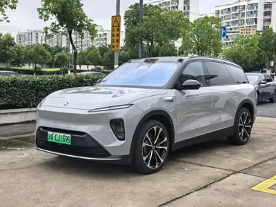 Nio ES8