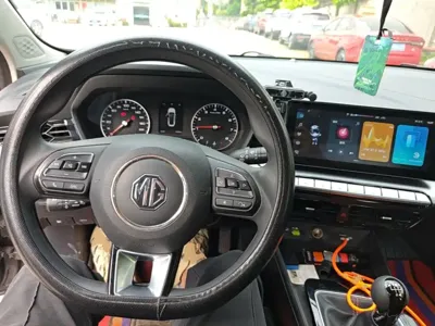 MG MG5