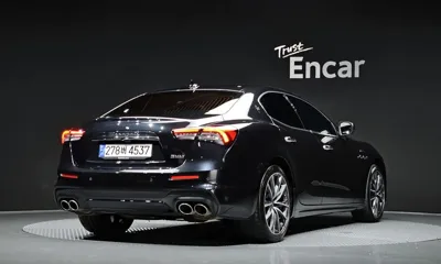 Maserati Ghibli