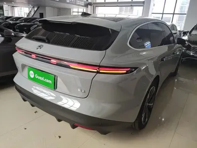 Nio ET5T
