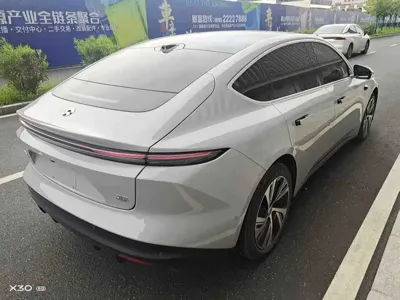 Nio ET5