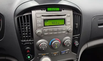 Hyundai Starex