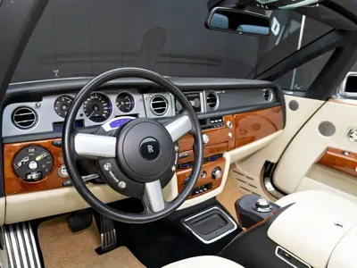 Rolls-Royce Phantom
