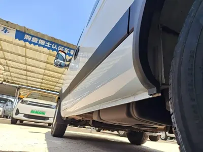 IVECO Ousheng