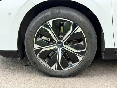 Xpeng P5