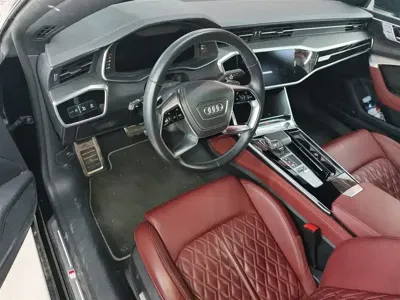 Audi A7L