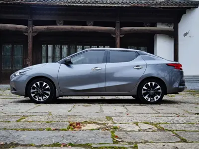 Nissan Bluebird