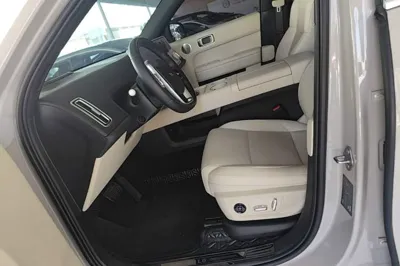 Li Auto L6