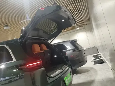 Li Auto Li L8