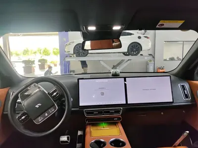 Li Auto Li L8