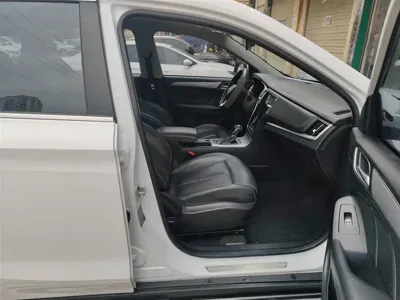 Roewe RX5