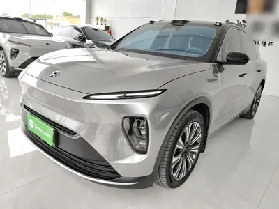 Nio ES8