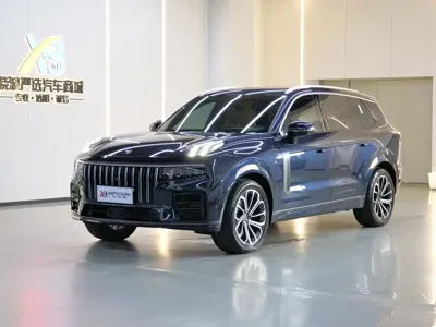 Lynk & Co 09