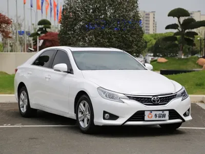 Toyota Reiz