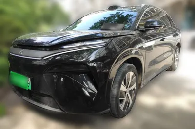 BYD Tang L