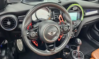 MINI Cooper Convertible