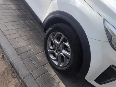 Kia KX1