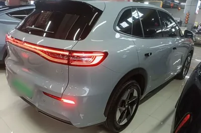 Geely Galaxy E5