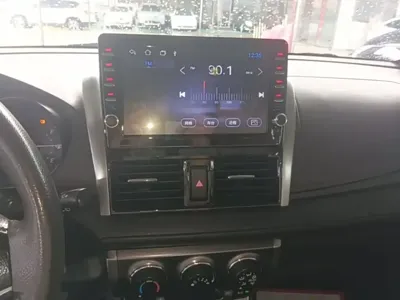 Toyota Yaris L
