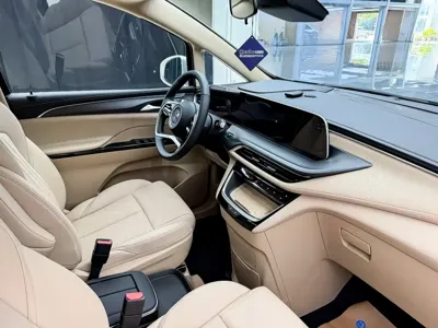 Buick GL8 Hybrid