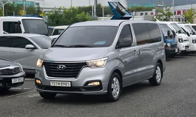 Hyundai Starex