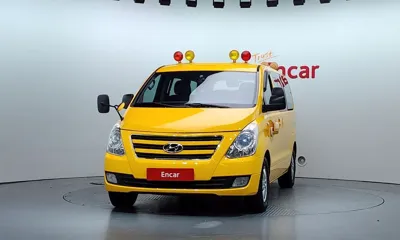 Hyundai Starex