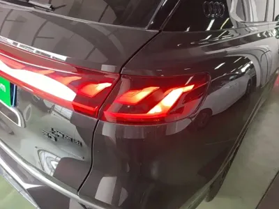 Audi Q6