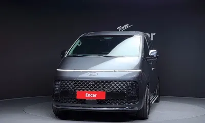 Hyundai Staria