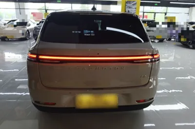 Leapmotor C10