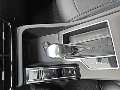 Roewe i5