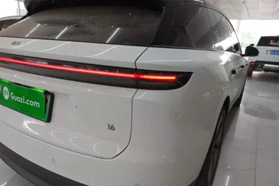 Li Auto Li Auto i6
